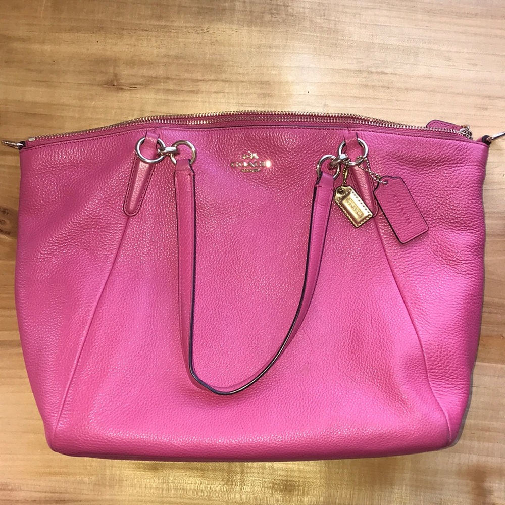 Coach leather purse 100% authentic